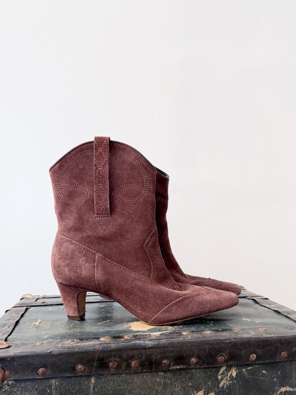 SCHUTZ Brown purple Suede Western Ankle Boots with Mid Heel